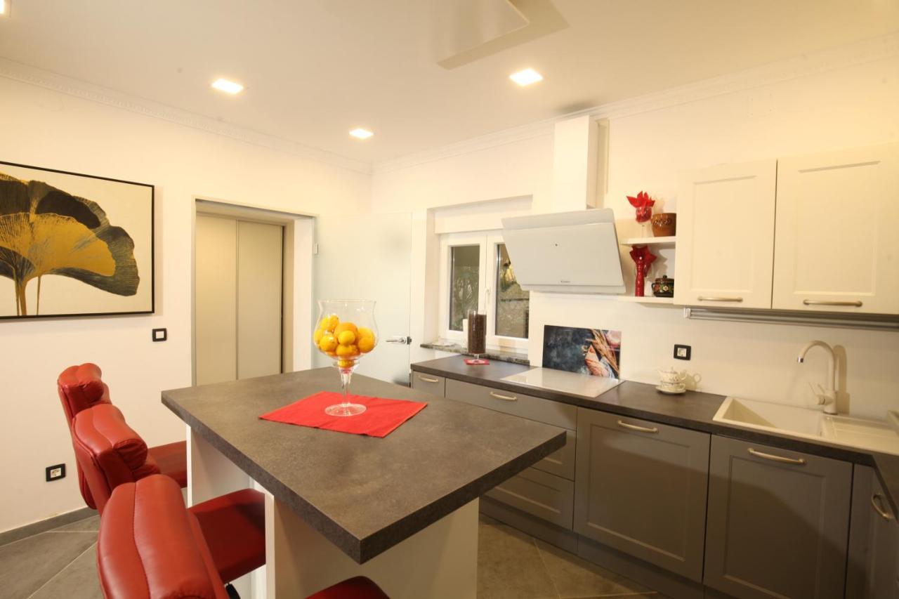 Luxurious Seaview Apartment Šibenik Dış mekan fotoğraf